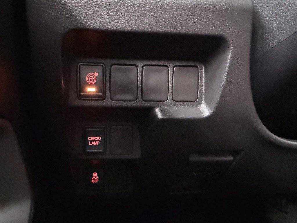 Used 2024 Nissan Frontier SV w/ Technology Package RWD image 20