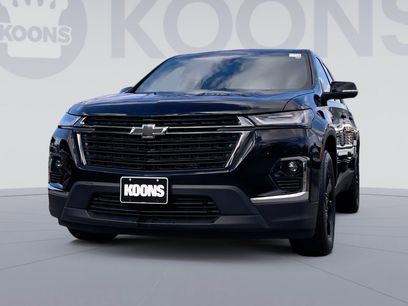 Used 2023 Chevrolet Traverse LT