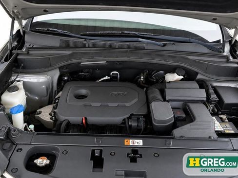 Used 2018 Hyundai Santa Fe Sport FWD image 16