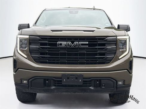 Used 2024 GMC Sierra 1500 Elevation w/ LPO, Elevation Black Package RWD image 2