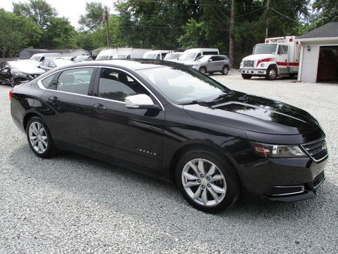 Used 2017 Chevrolet Impala LT FWD image 7