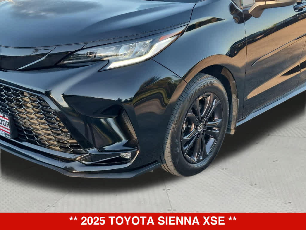 Used 2025 Toyota Sienna XSE w/ XSE Premium Package AWD/4WD image 11