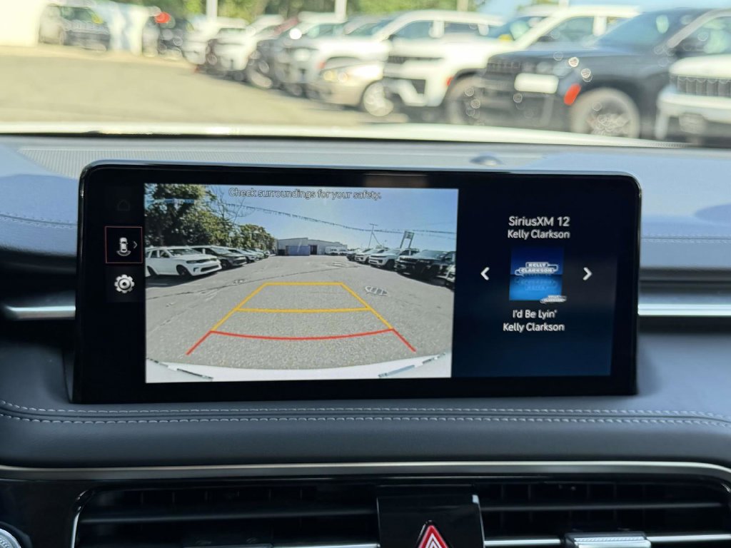 Used 2025 Genesis G70 2.5T AWD/4WD image 28
