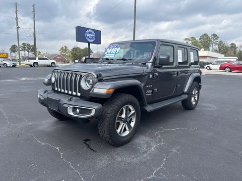 Used 2020 Jeep Wrangler Unlimited Sahara image 1