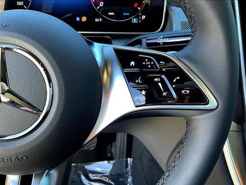 Used 2026 Mercedes-Benz GLC 300 GLC 300 image 21