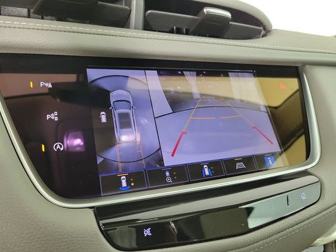 Certified 2023 Cadillac XT5 Premium Luxury w/ Technology Package FWD image 28