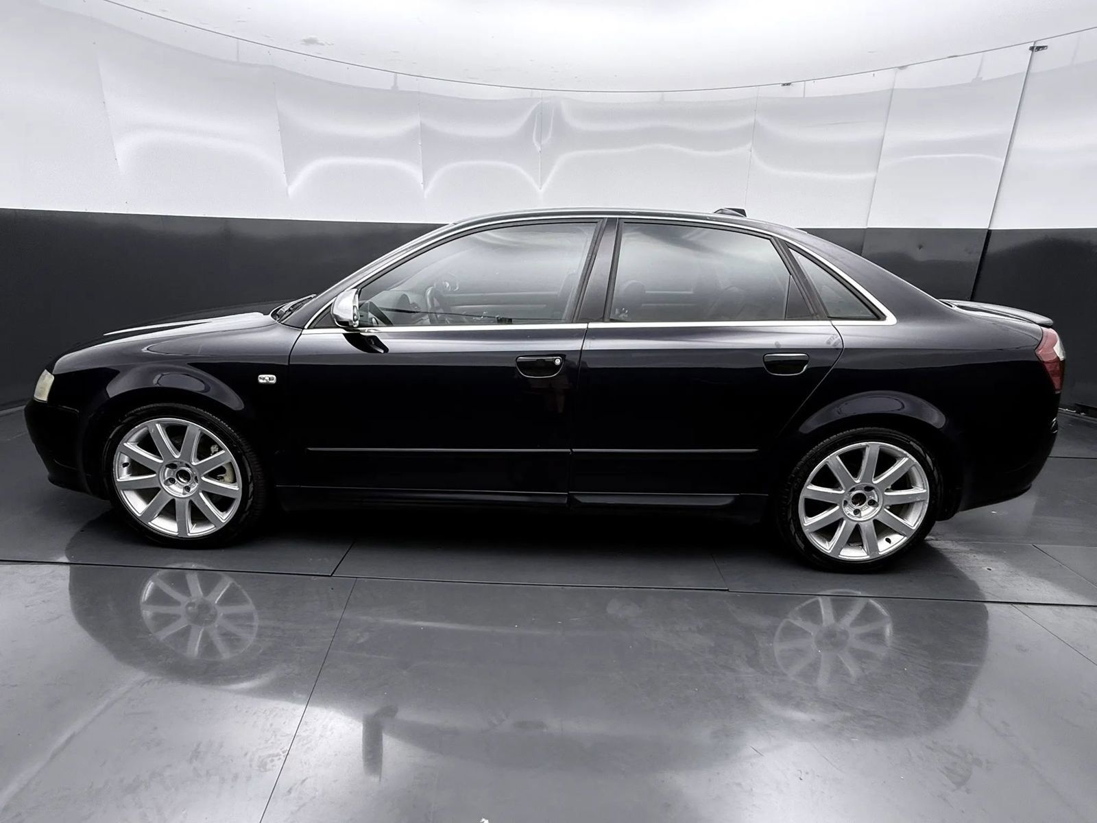 Used 2004 Audi A4 3.0 AWD/4WD image 4