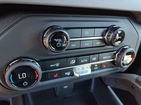 Used 2024 Ford Bronco Big Bend AWD/4WD image 28