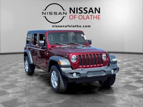 Used 2021 Jeep Wrangler Unlimited Sport AWD/4WD image 27