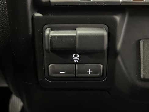 Used 2019 Chevrolet Silverado 1500 LT w/ All-Star Edition image 24