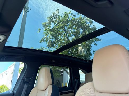 Used 2016 Porsche Cayenne AWD/4WD image 14