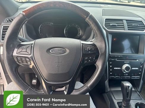 Used 2017 Ford Explorer Platinum AWD/4WD image 16