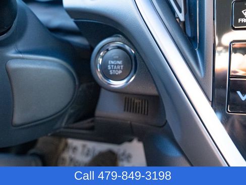 Used 2025 Subaru Crosstrek 2.0i Premium image 21