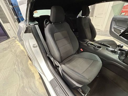 Used 2016 Ford Mustang Convertible w/ Equipment Group 051A RWD image 4