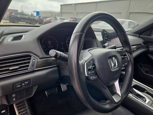 Used 2022 Honda Accord Sport image 14
