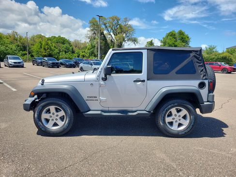 Used 2012 Jeep Wrangler Sport image 2