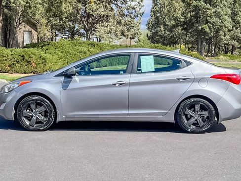 Used 2013 Hyundai Elantra GLS w/ Preferred Pkg FWD image 8