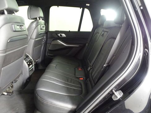 Used 2020 BMW X5 M50i w/ Executive Package image 14