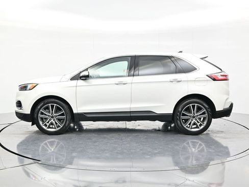 Used 2024 Ford Edge Titanium w/ Equipment Group 301A AWD/4WD image 8