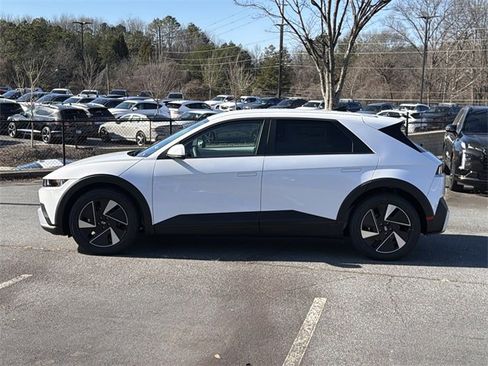 New 2026 Hyundai Ioniq 5 SEL image 4