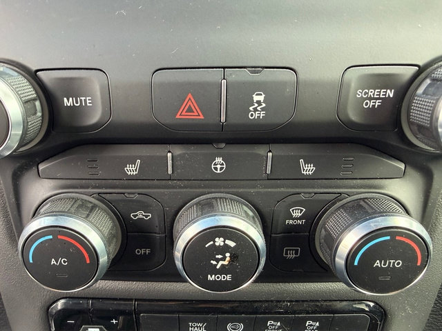 Used 2022 RAM 2500 Big Horn w/ Level C Equiment Group AWD/4WD image 23