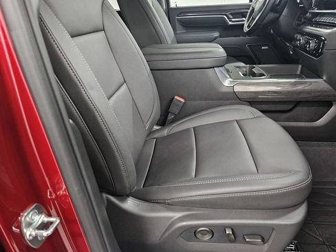 Used 2026 Chevrolet Silverado 2500 LTZ w/ LTZ Convenience Package AWD/4WD image 24
