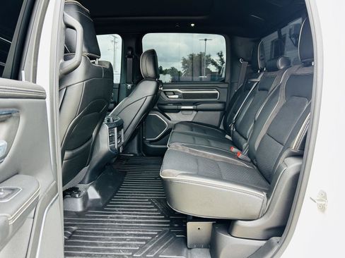 Used 2024 RAM 1500 Laramie AWD/4WD image 29