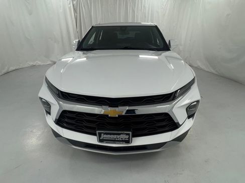 Used 2023 Chevrolet Blazer LT AWD/4WD image 8