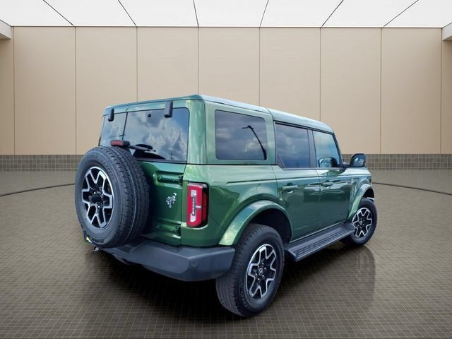 Used 2025 Ford Bronco Outer Banks AWD/4WD image 8