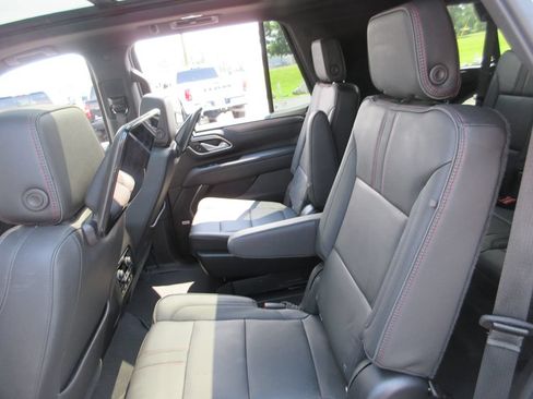 Used 2021 Chevrolet Tahoe RST w/ Luxury Package AWD/4WD image 22