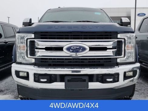 Used 2018 Ford F250 XLT w/ XLT Premium Package image 3