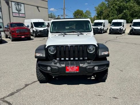 Used 2022 Jeep Wrangler Unlimited Sport AWD/4WD image 12