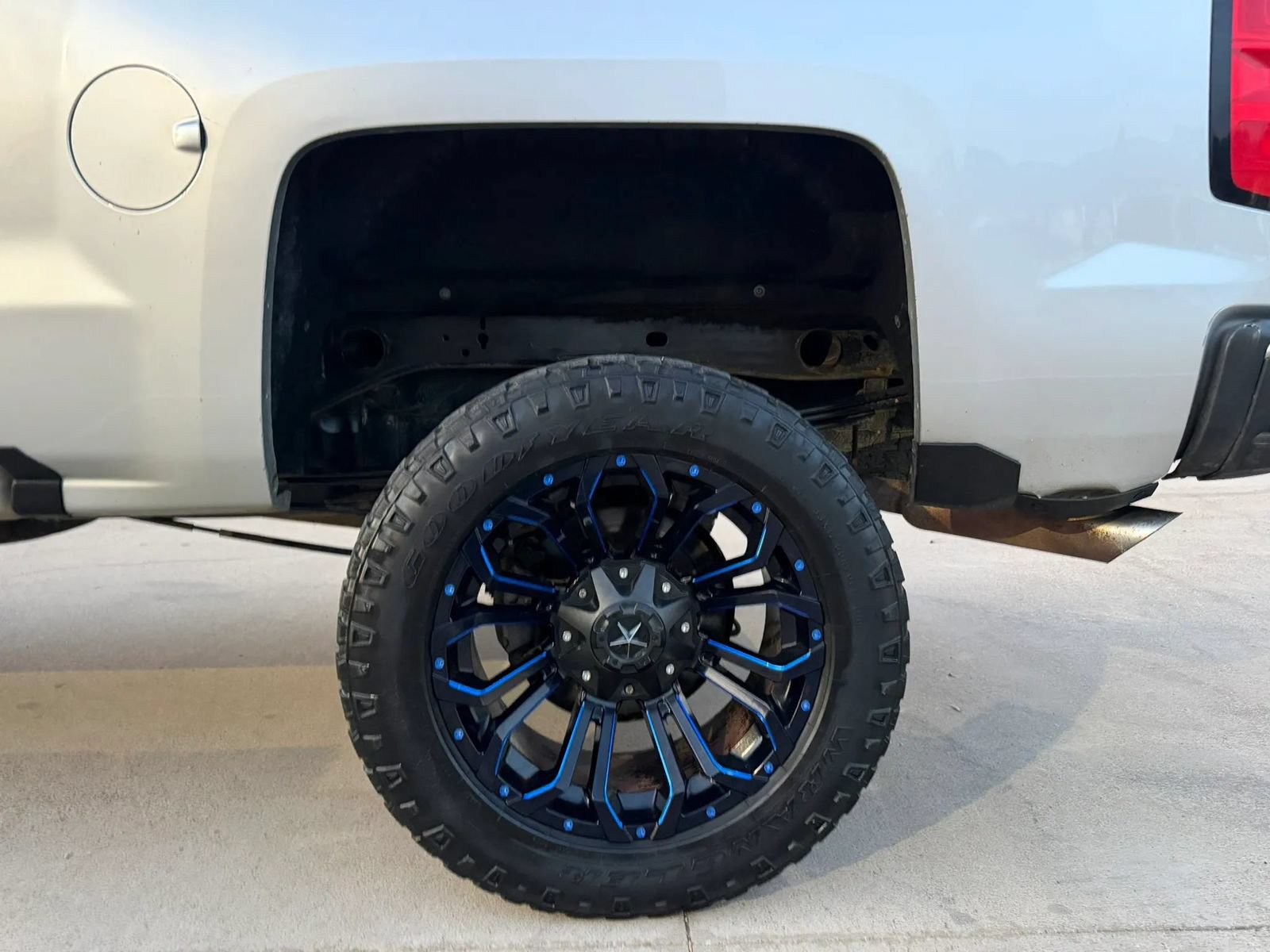 Used 2017 Chevrolet Silverado 1500 LT w/ All Star Edition AWD/4WD image 37