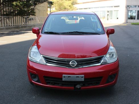 Used 2012 Nissan Versa 1.8 S w/ Plus Pkg FWD image 3