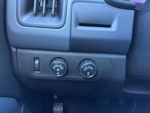 Used 2022 Chevrolet Colorado Z71 image 36