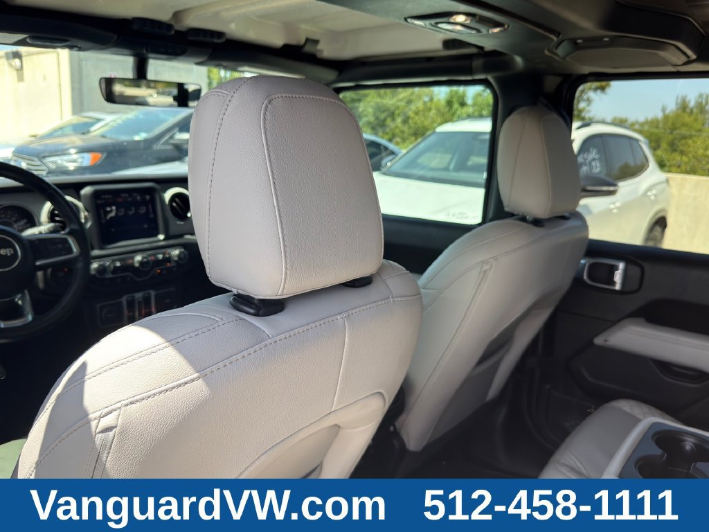 Used 2021 Jeep Gladiator Overland AWD/4WD image 27