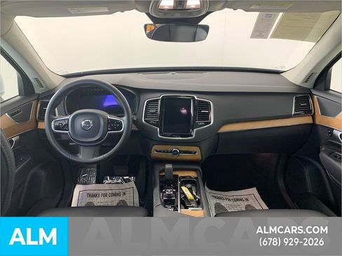 Used 2024 Volvo XC90 B6 Plus image 29