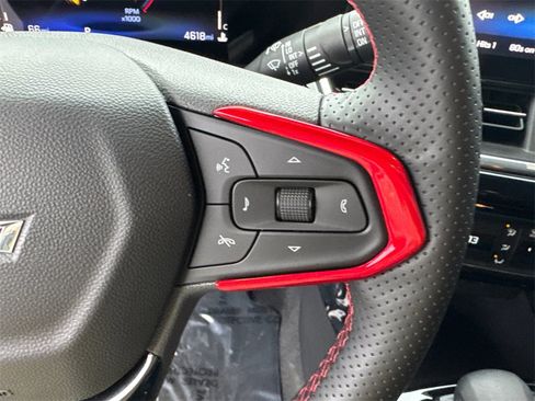 Used 2025 Chevrolet Trax RS w/ Driver Confidence Package image 27