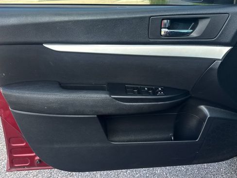 Used 2011 Subaru Legacy 2.5i AWD/4WD image 23