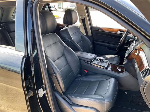 Used 2016 Mercedes-Benz GLE 400 4MATIC image 9