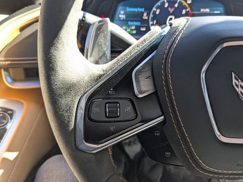 Used 2023 Chevrolet Corvette Stingray Premium Conv w/ Z51 Performance Package image 17