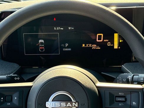 Used 2025 Nissan Kicks SV image 20