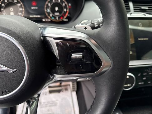 Used 2024 Jaguar E-PACE R-Dynamic SE image 28