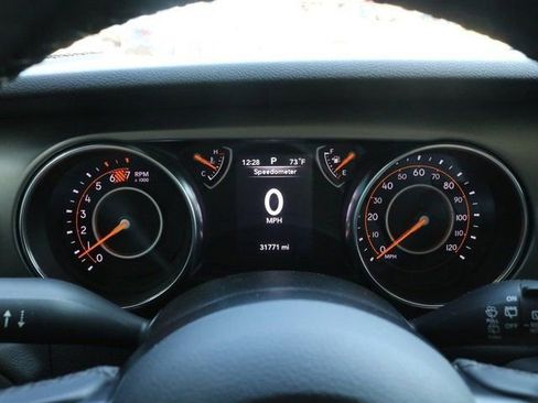 Used 2020 Jeep Wrangler Sport image 27