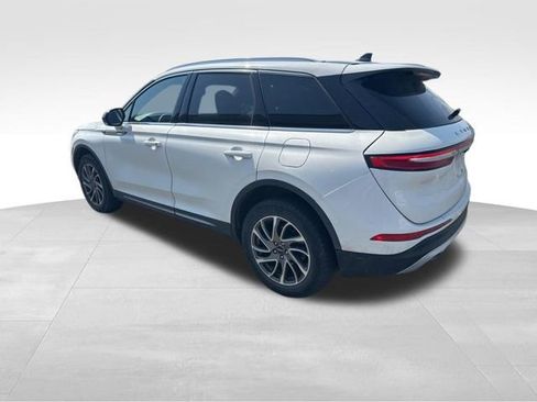 Used 2022 Lincoln Corsair AWD w/ Equipment Group 101A image 4