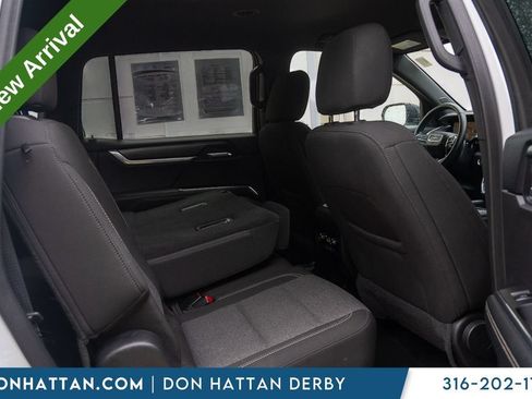 Used 2025 GMC Acadia Elevation FWD image 21