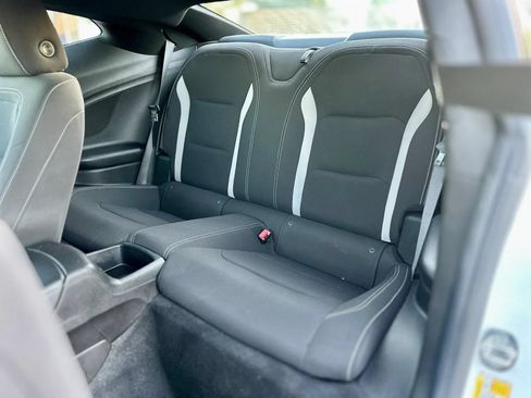 Used 2020 Chevrolet Camaro LT RWD image 11