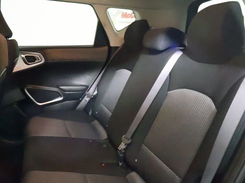 Used 2024 Kia Soul LX w/ Option Group 015 image 45