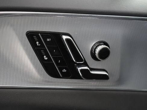 Used 2024 Cadillac Lyriq Tech w/ Driver Assist Package AWD/4WD image 24