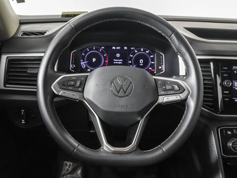 Used 2023 Volkswagen Atlas SE image 24